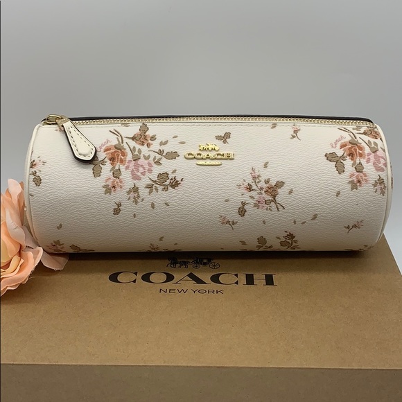 COACH MAKEUP BRUSH HOLDER WITH ROSE BOUQUET PRINT - Picture 1 of 13